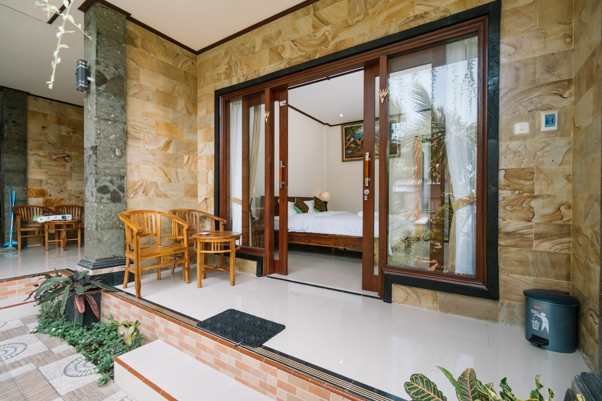 Sari Nusa Inn Nusa Lembongan Exteriör bild